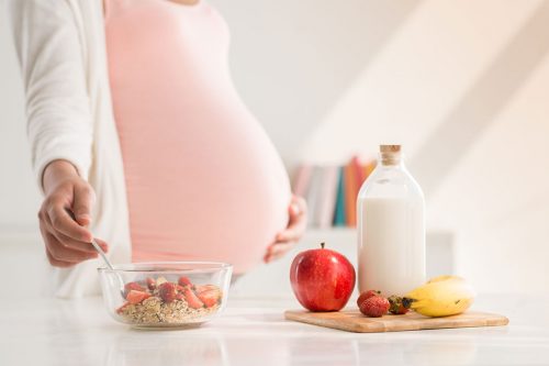 Mẹ bầu nên tăng cường bổ sung canxi ở tháng thứ 5 của thai kỳ